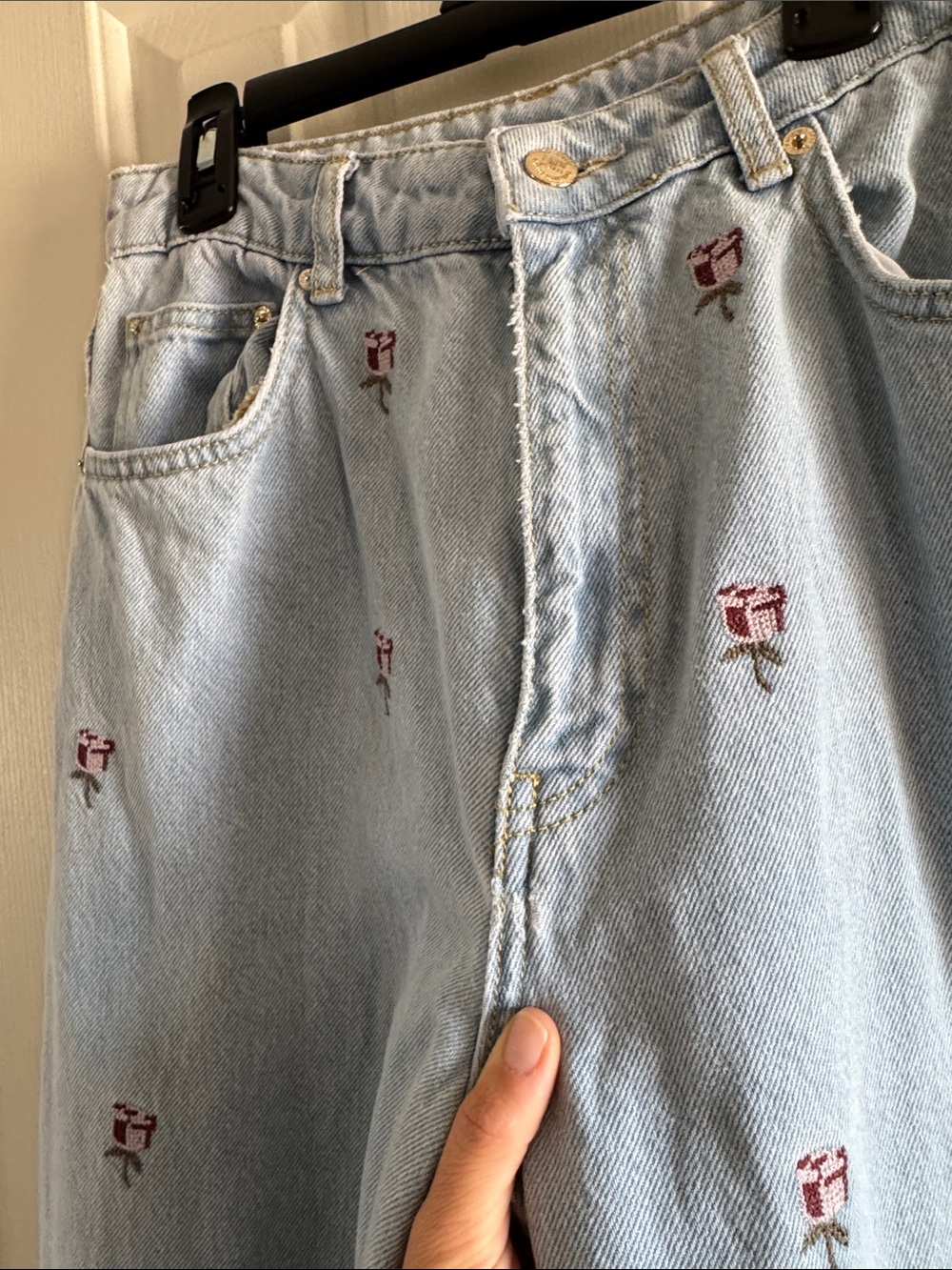 Farm Rio Rose Embroidery Jeans - Picture 10 of 11